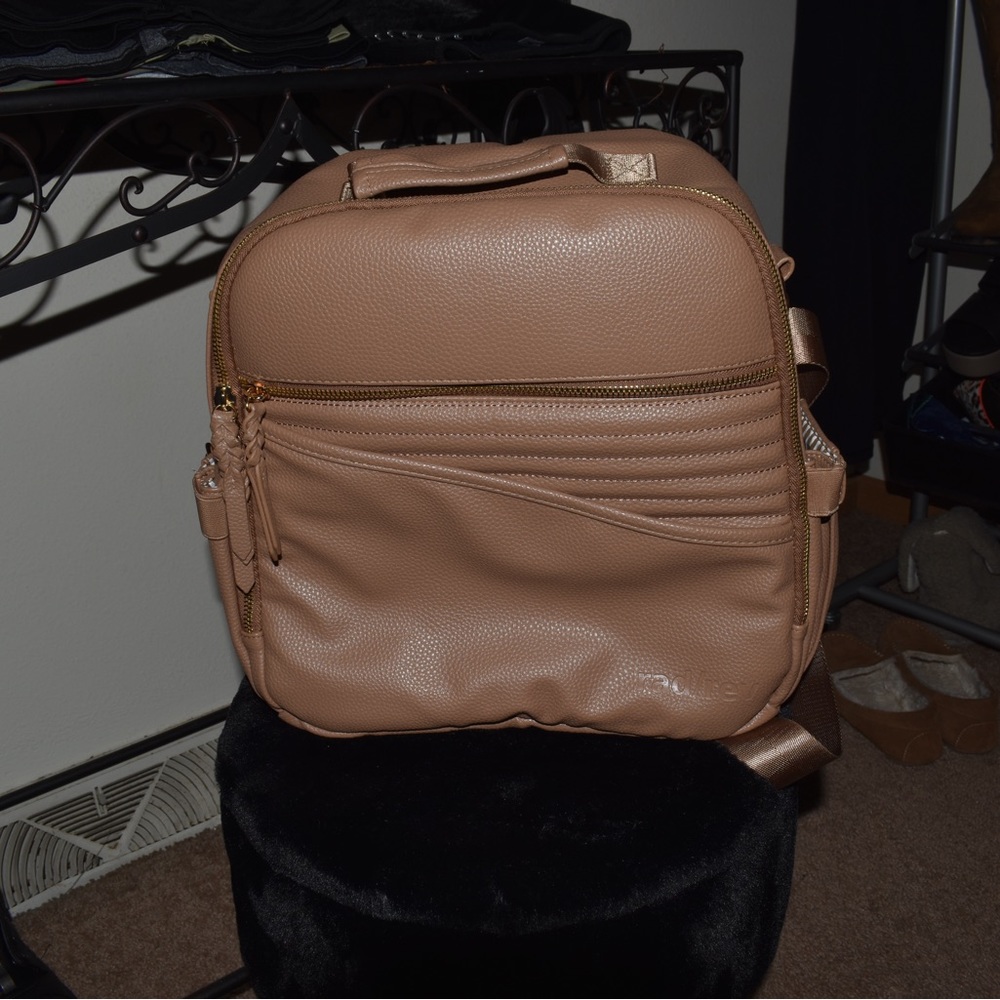 RadRev Desert Backpack - Full Size - Picture 3 of 7